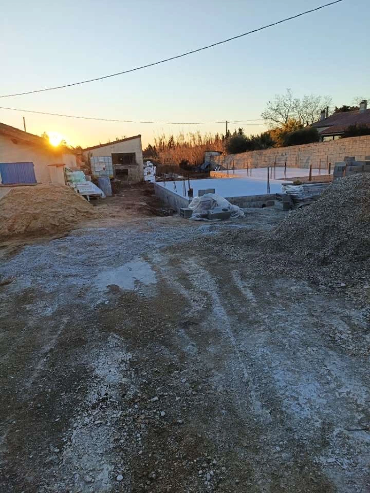 Décaissement pour dalle béton maison individuelle Drôme
